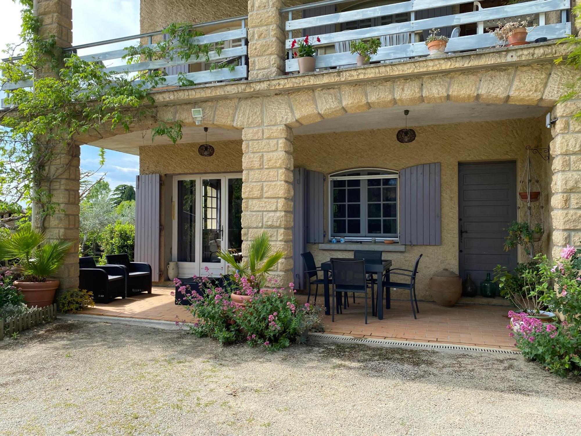 Soleil Lotus Apartment Saint-Hilaire-de-Brethmas ภายนอก รูปภาพ