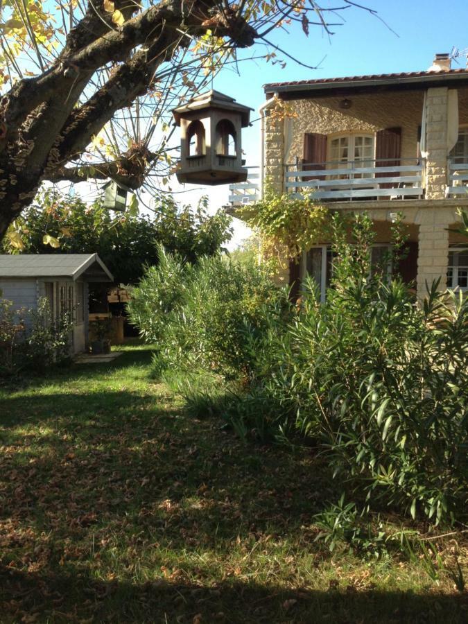 Soleil Lotus Apartment Saint-Hilaire-de-Brethmas ภายนอก รูปภาพ