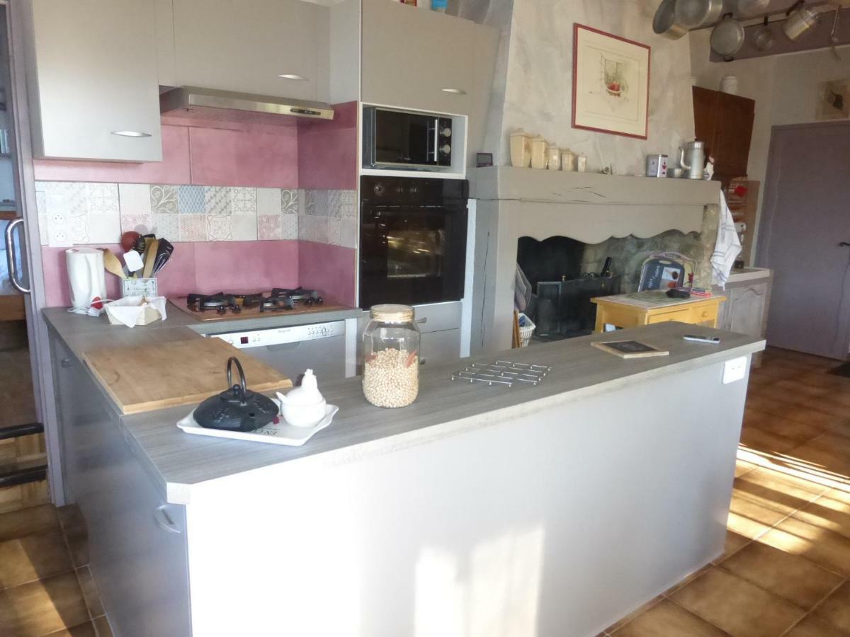 Soleil Lotus Apartment Saint-Hilaire-de-Brethmas ภายนอก รูปภาพ