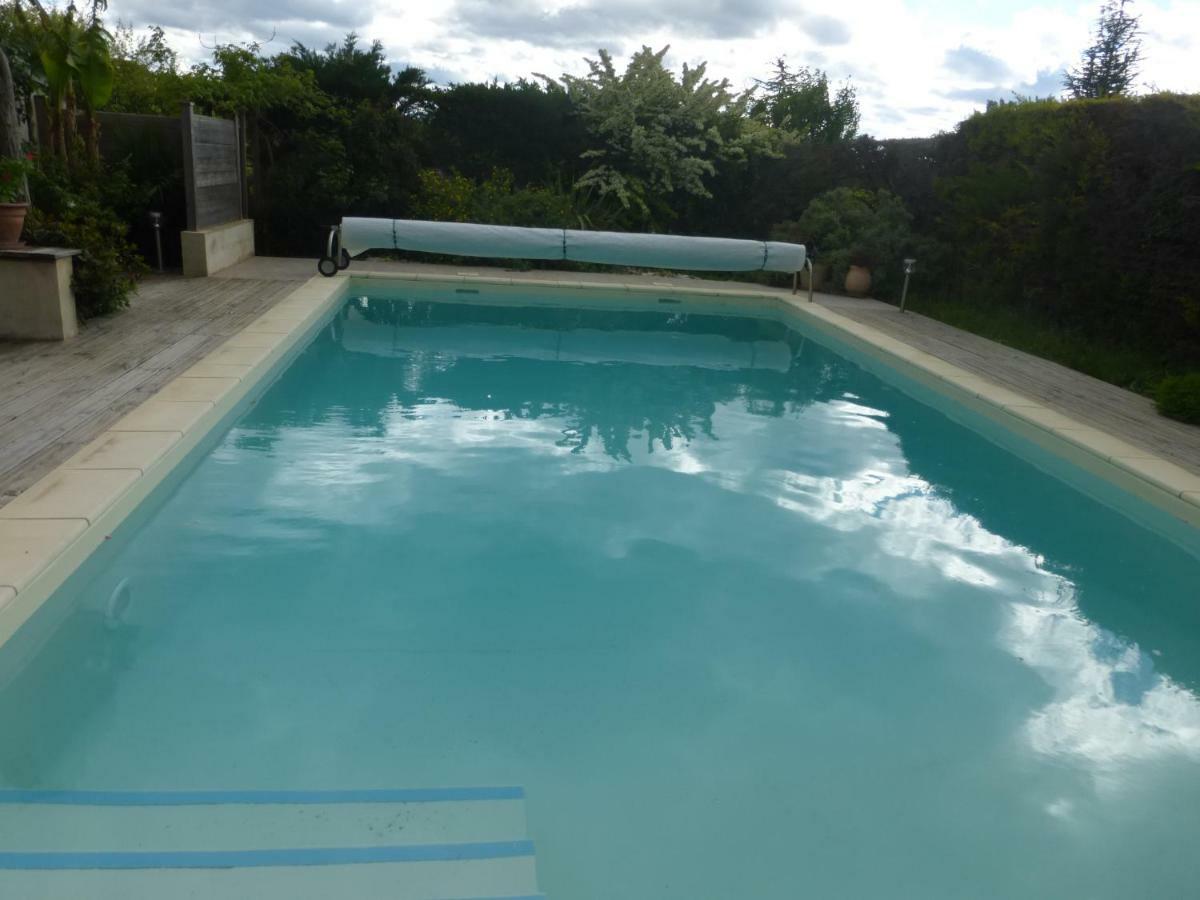 Soleil Lotus Apartment Saint-Hilaire-de-Brethmas ภายนอก รูปภาพ