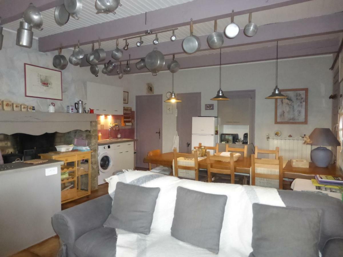 Soleil Lotus Apartment Saint-Hilaire-de-Brethmas ภายนอก รูปภาพ